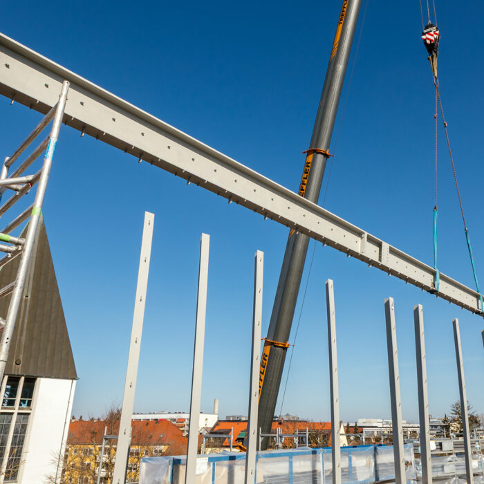 MÜNCHEN BAUT UND BEWEGT SICH